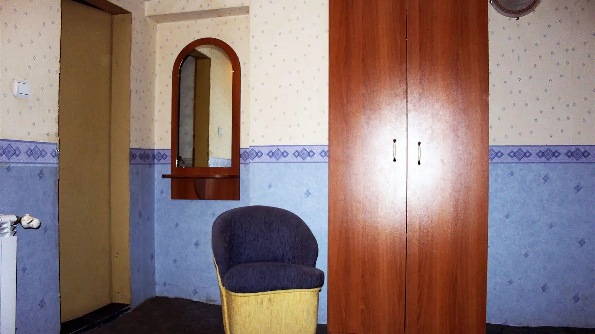 Antik Hotel Varna 2*,
